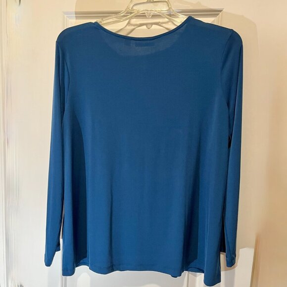 Susan Graver Liquid Knit Top W/Keyhole Embellishments size 1X(18W-20W) - Picture 2 of 7